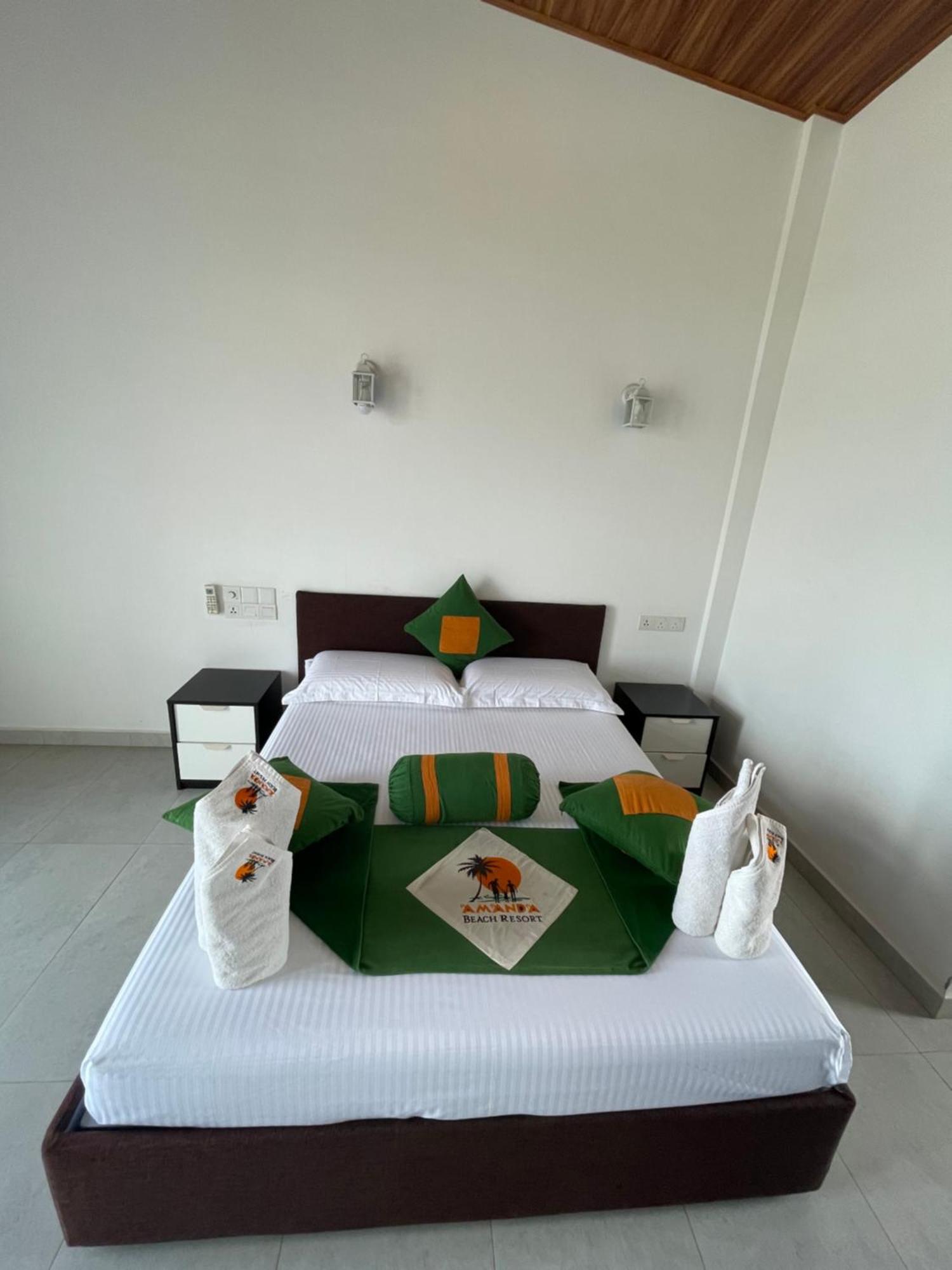 Amanda Beach Resort Passikudah Bagian luar foto