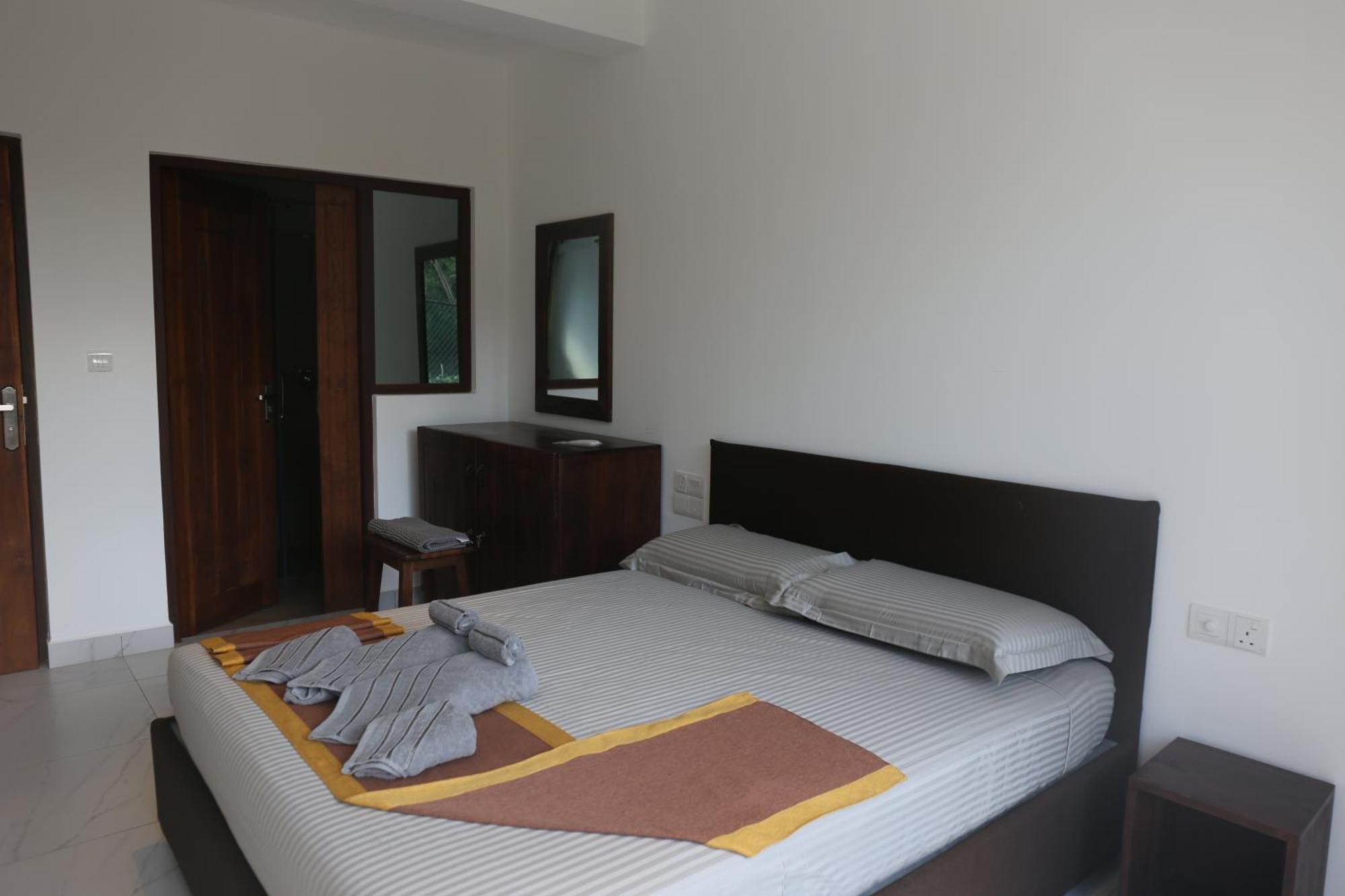 Amanda Beach Resort Passikudah Bagian luar foto